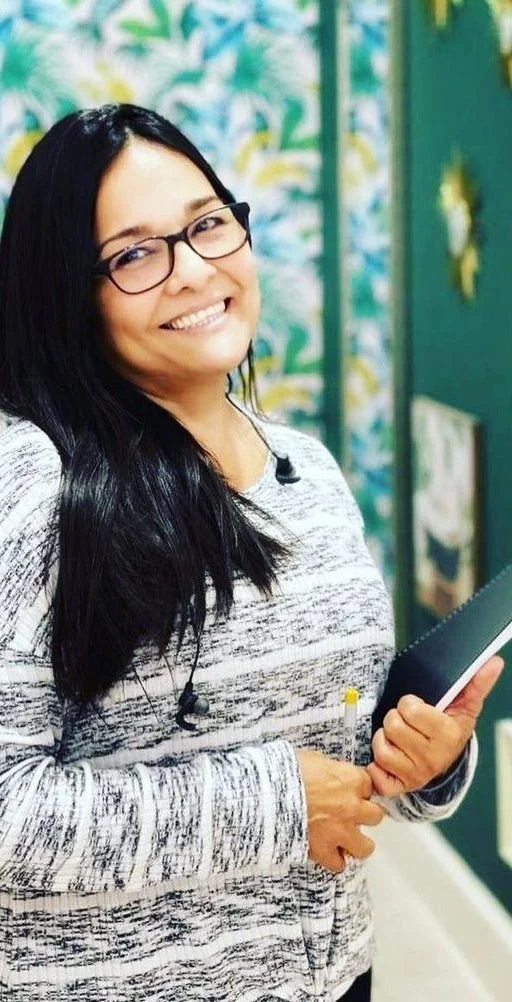 Maria Fuentes Profesora del programa infantil y juvenil de orquesta sinfonica The Nucleus Orchestral Orlando.